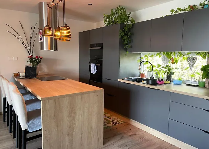 Cosy Waterfront With Hot Tub Dovolenkový dom